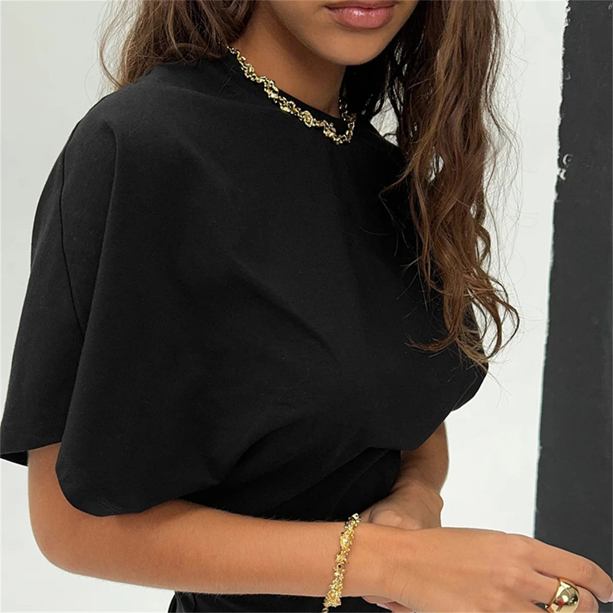 Women Solid Color Round Neck Front Shoulder Wide Long Sleeves Cinched Waist Slim Crop Top Daily Casual Simple Versatile Top